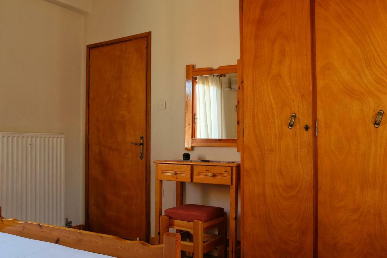 Seaview Self Catering Apartment - Helen No 1 Ксиропигадо Екстериор снимка